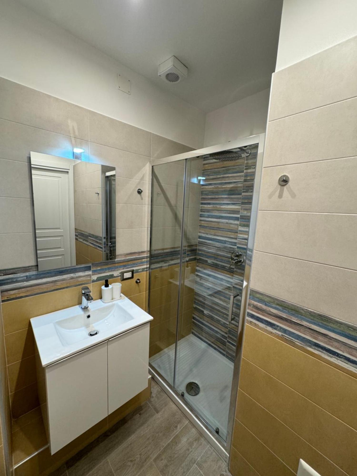 Apartment Little House Rione Alto Naples